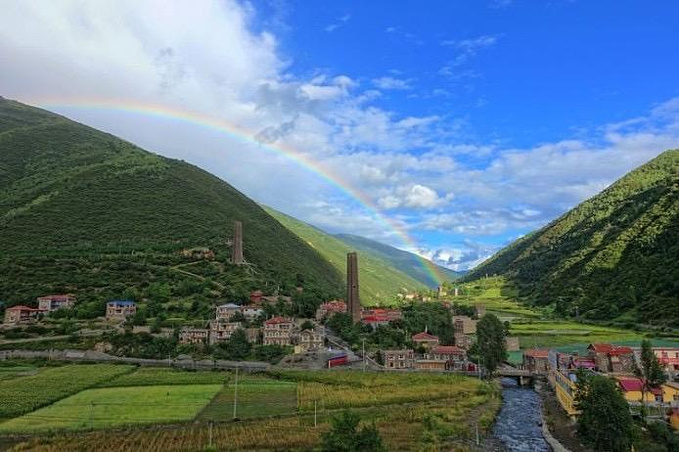 马尔康旅游攻略 跟着作家阿来走进马尔康,你所不知道的马尔康到底有