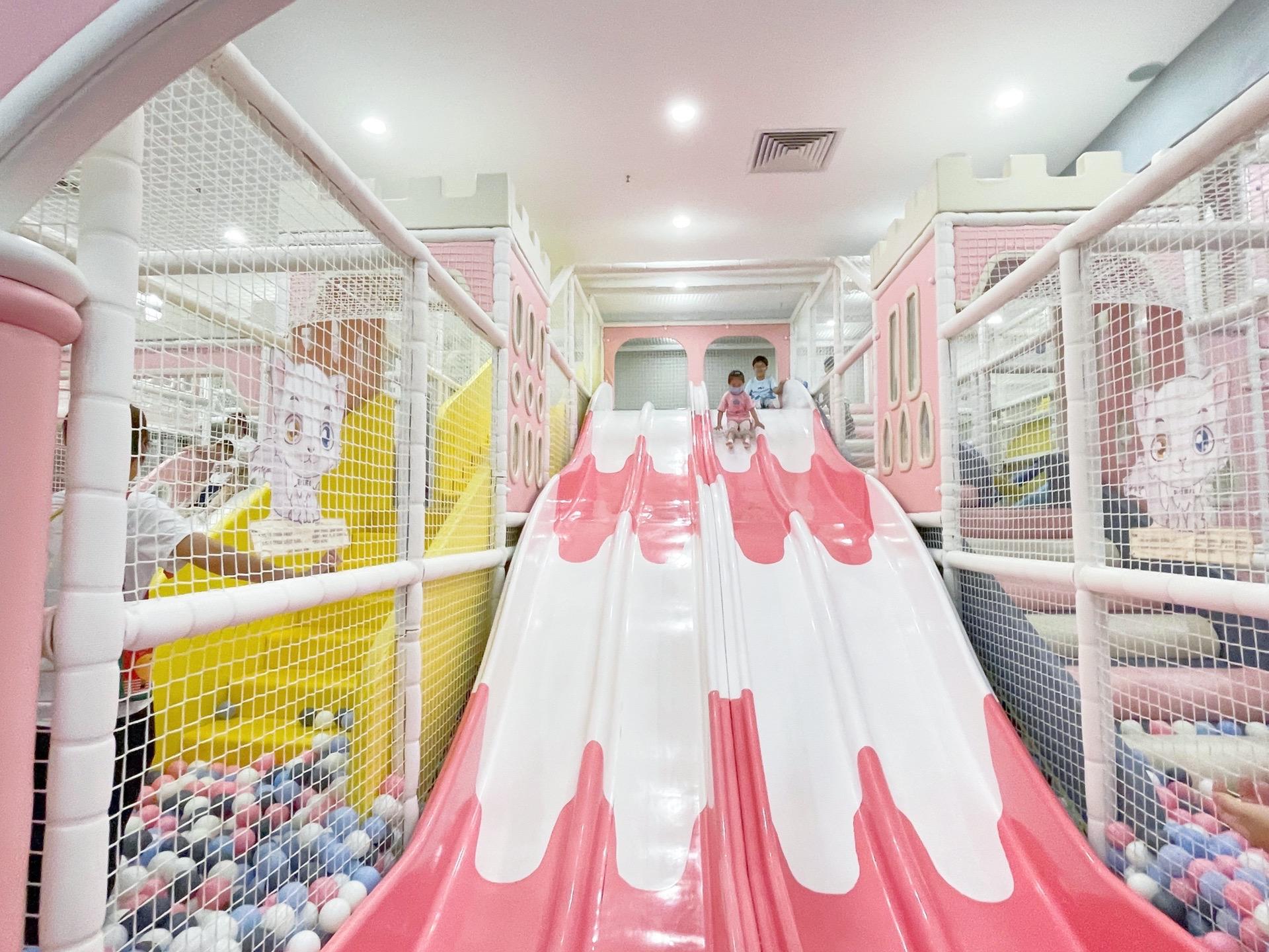 再也不用担心暑假玩水晒黑啦，北京超大的室内水乐园，宝燕乐园！