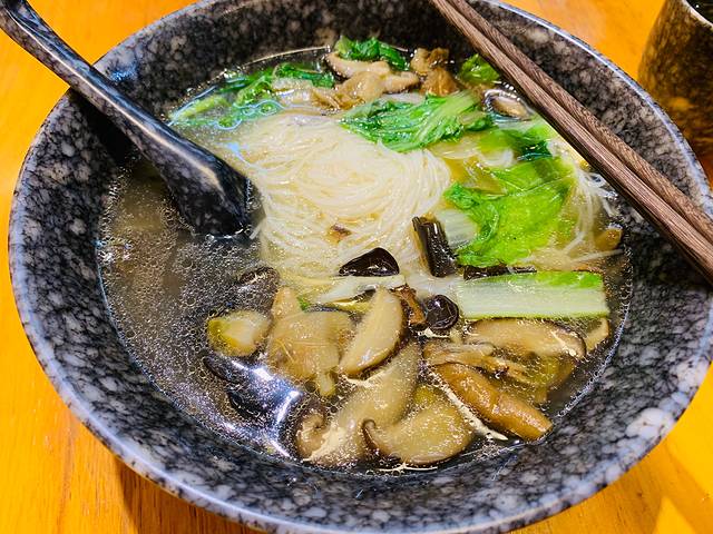 松茸鸡汤粉