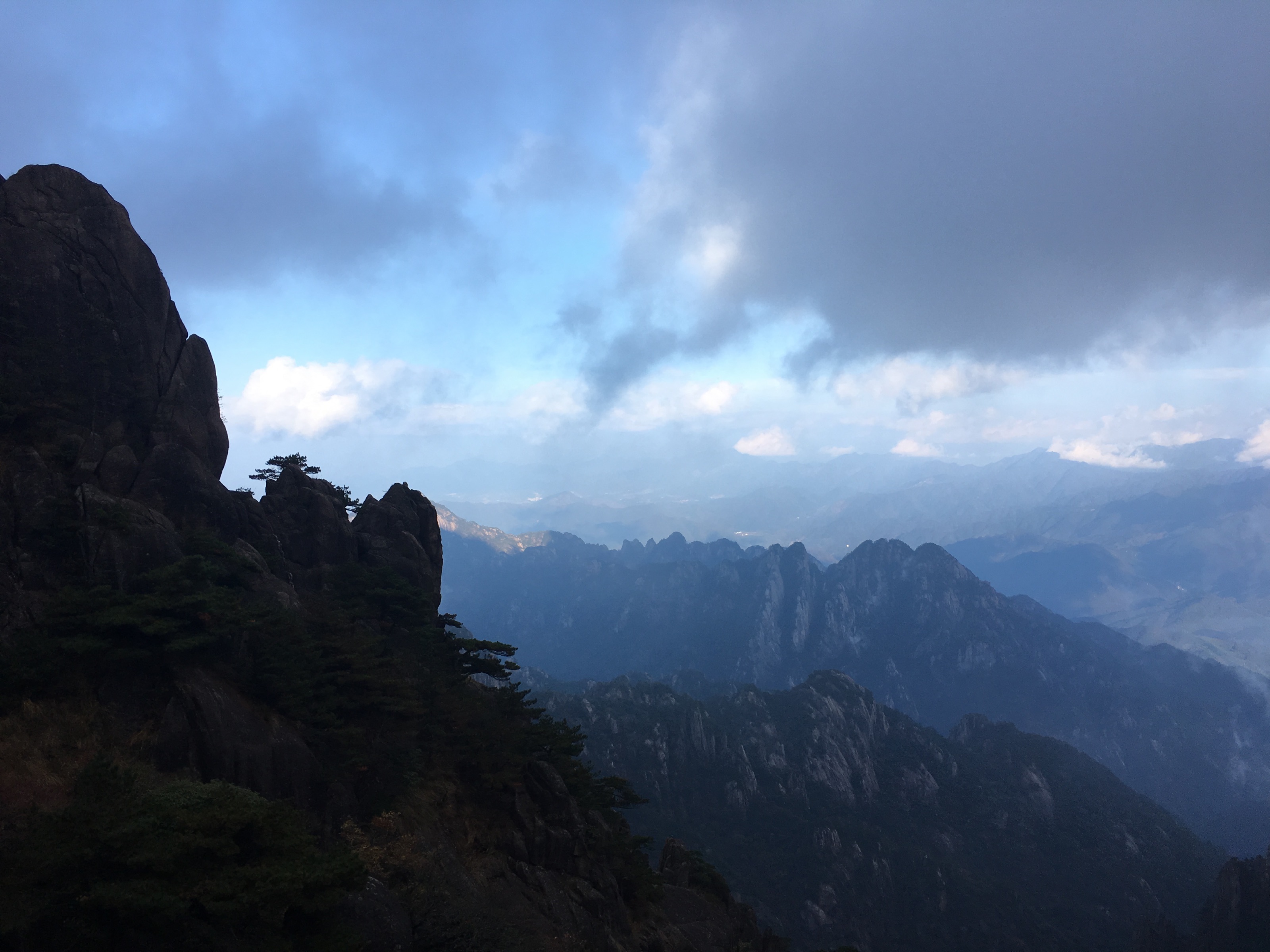 水墨黄山