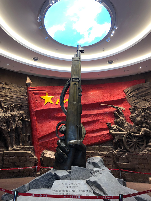 南昌旅游攻略 南昌1日游      南昌作为红色革命根据地,八一纪念馆更