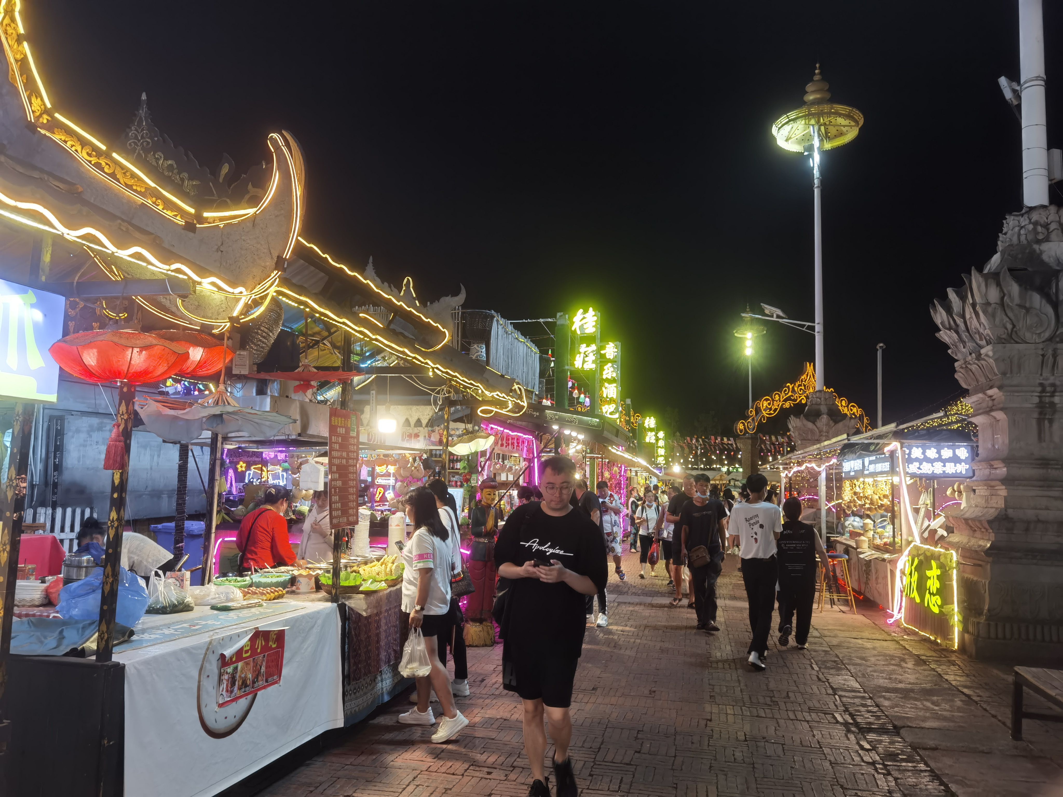 2021东南亚风情赶摆街夜市美食餐厅,水果餐 烧烤宵夜