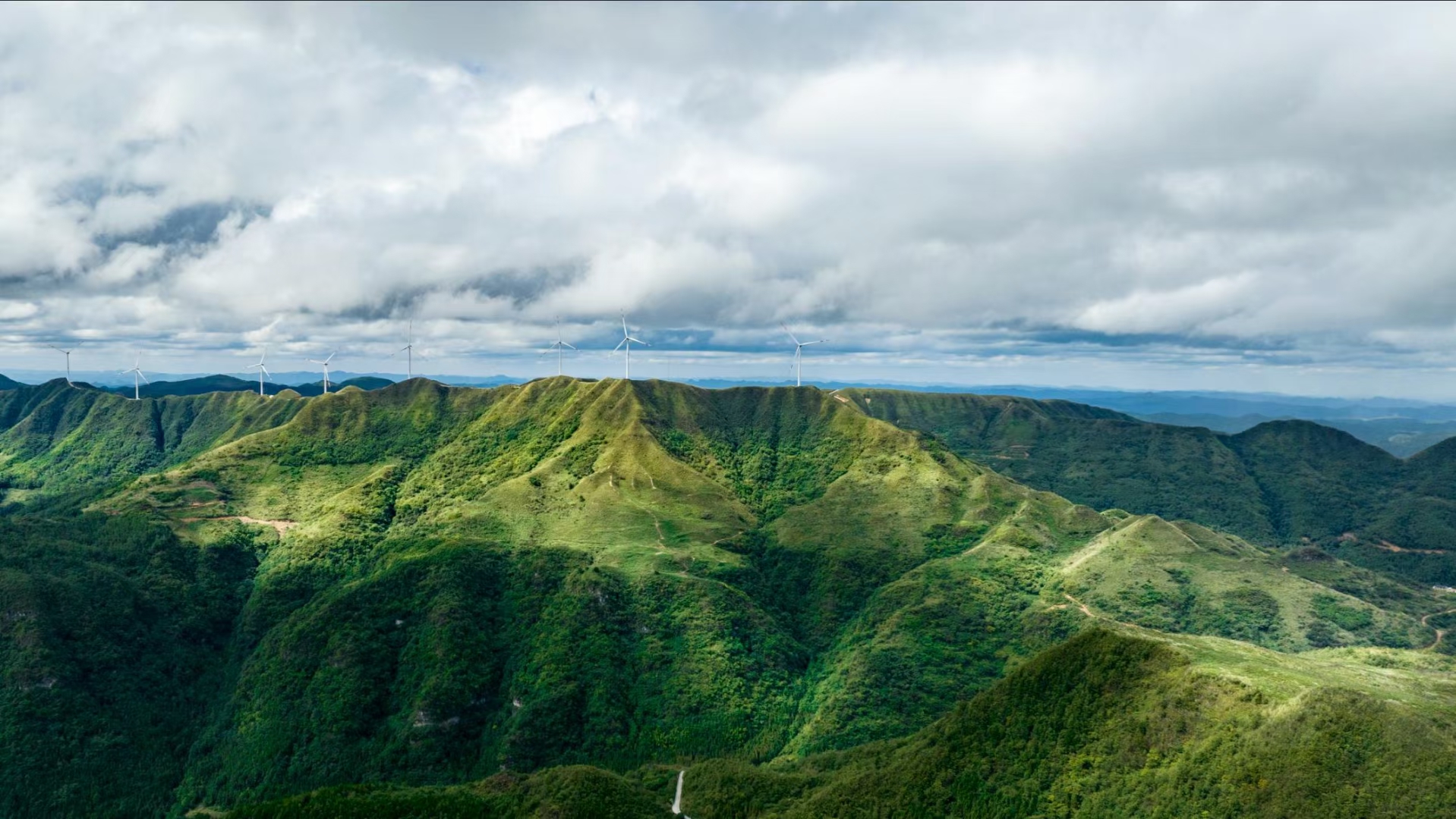 龙里云台，群山壮景，值得期待！！