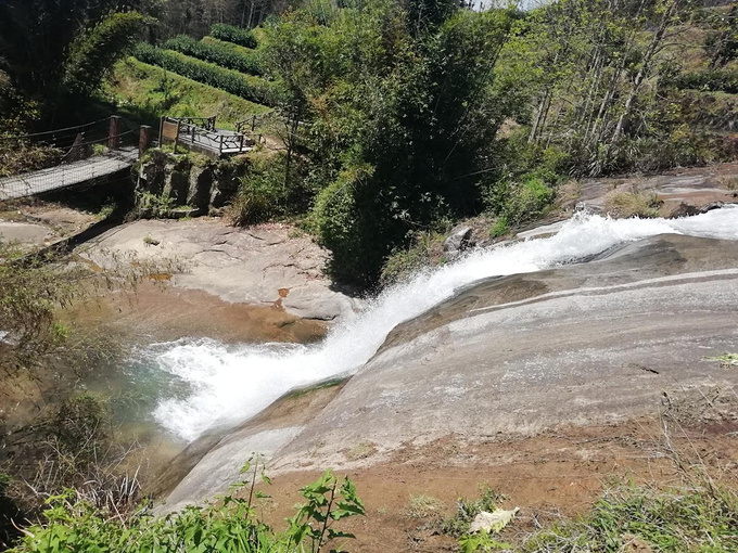 走景宁封金山寨旅游,看一场热闹的婚嫁表演