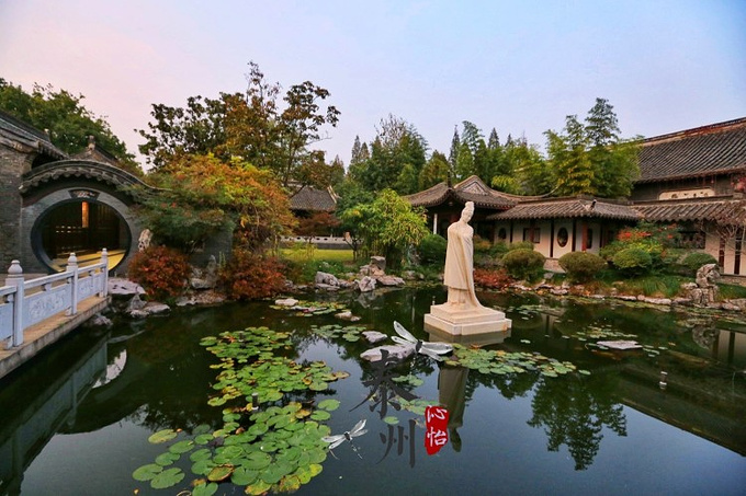 双休日游水城,赴一场泰好食之旅  梅园是为纪念祖籍泰州的一代京剧