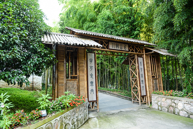 盛夏带娃必打卡来茅山宝盛园漂流住帐篷啦