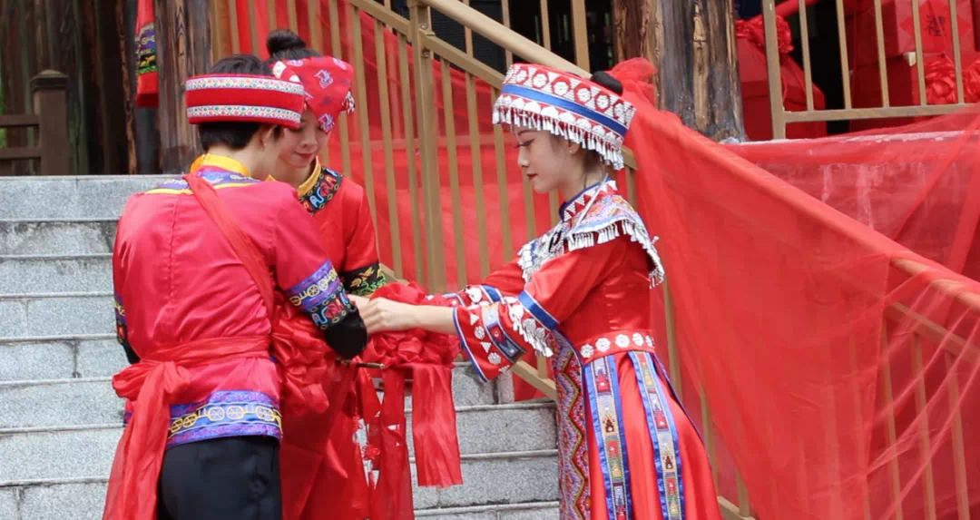 春节攻略｜新年来巴山大峡谷，体验地道的土家族年味