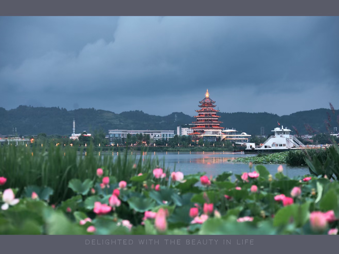 这个夏天去圣莲岛吧，那里或许有你想要的诗和远方！