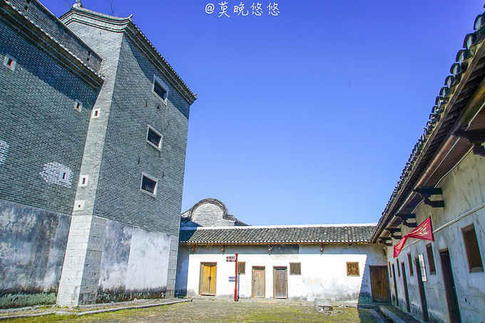 满堂客家大围是民居建筑中方围系列的代表