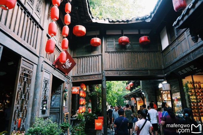 成都旅游攻略: 打卡必吃榜网红美食,慢游"最成都"