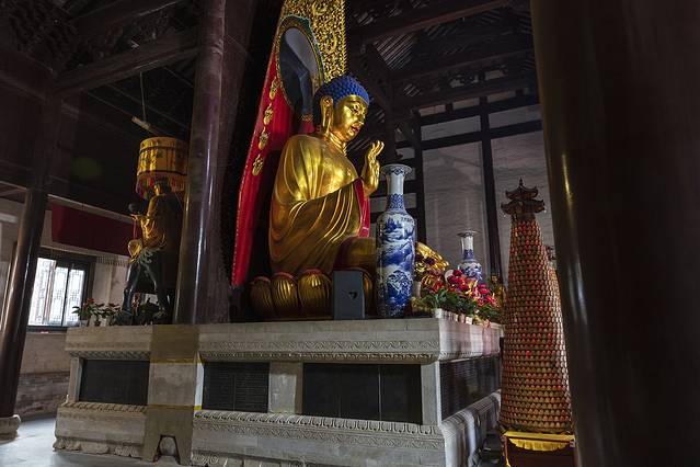 自驾去江苏宝华山 千华古村夜太美 1500年隆昌寺竟然是律宗第一山