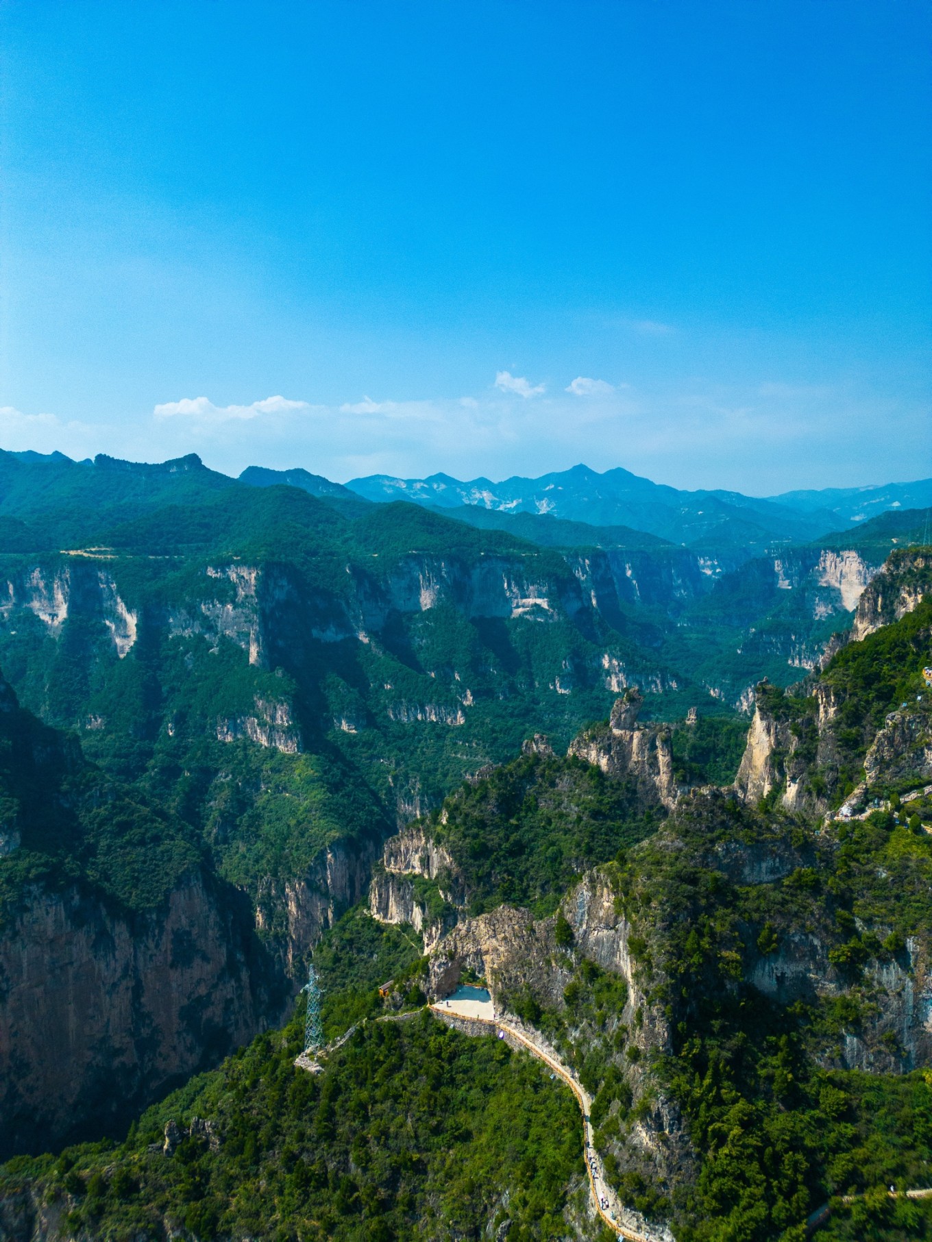 山西太行一号公路，最美的风景在路上