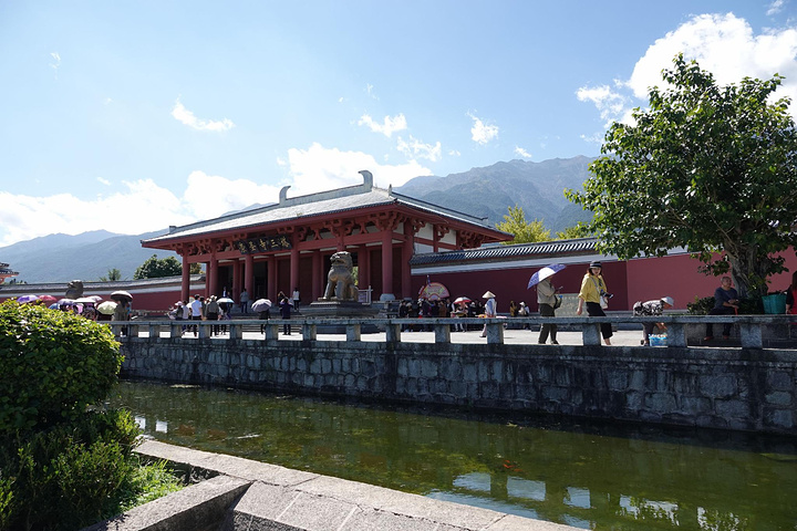 崇圣寺-天龙八部里的大理国天龙寺,有9位段皇爷出家的寺院.