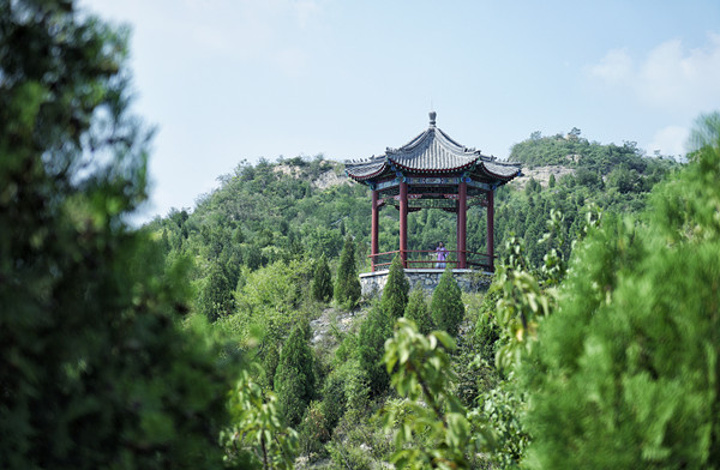 有人说,昆玉山适合周末闲逛,走走停停,看看风景_昆