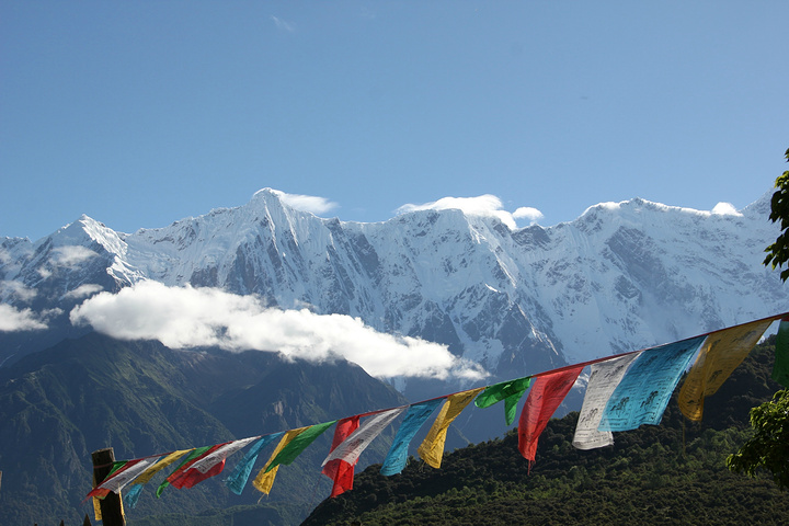 船票和景点合计660元/人,好天气可以望见中国最美山峰-南迦巴瓦峰.