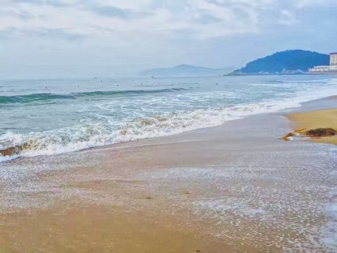 夏天釜山海云台海水浴场