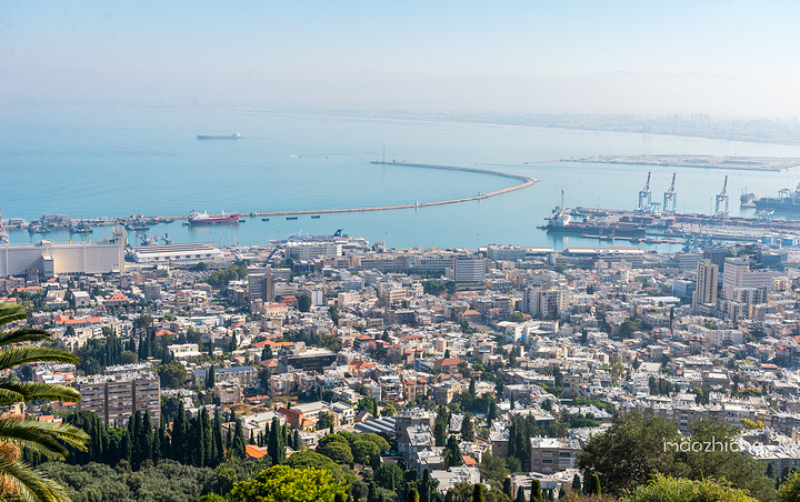 是以色列的第三大城市 ,也是以色列最大的港口城市