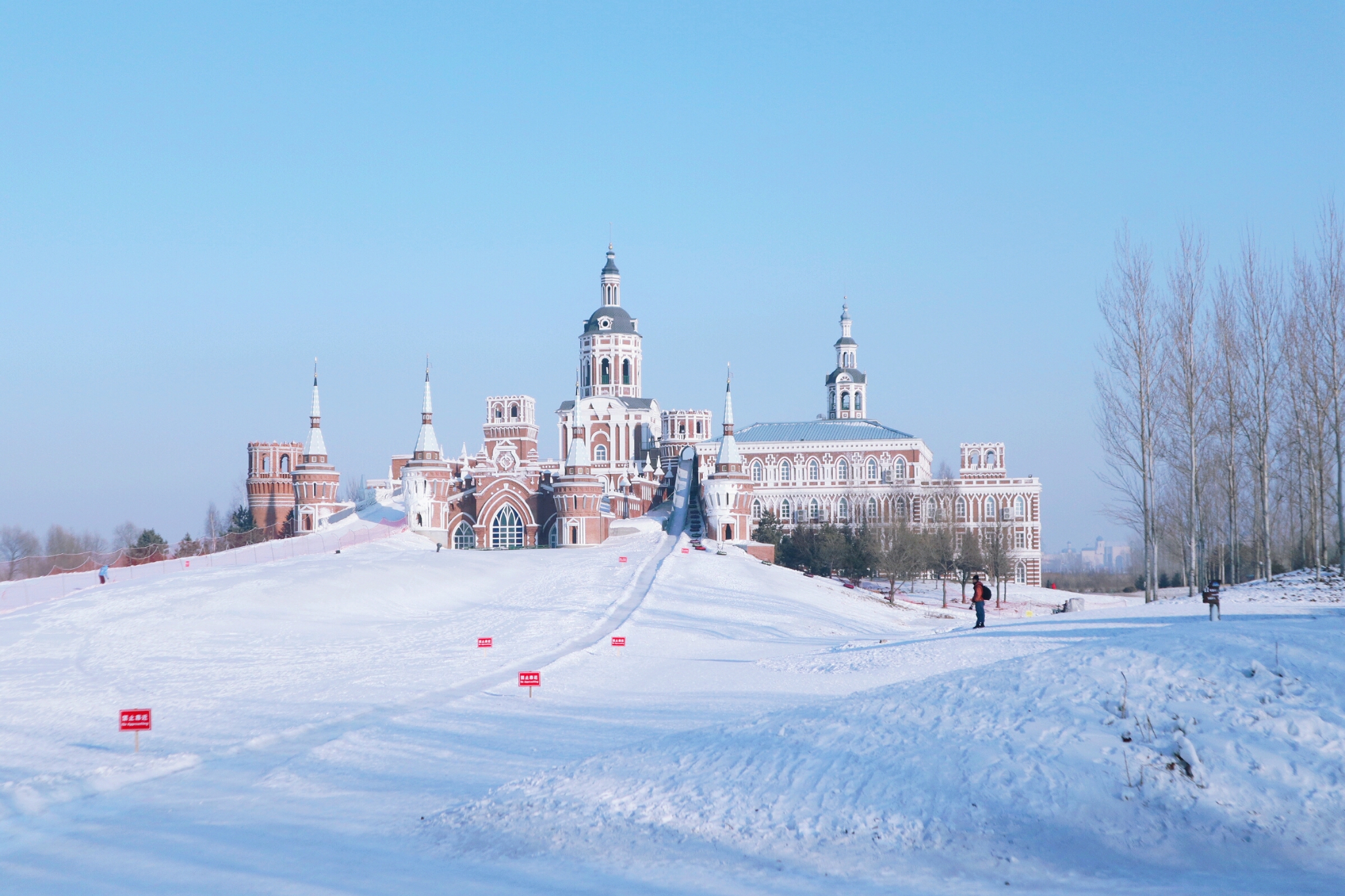 伏尔加庄园，浪漫的冰雪王国