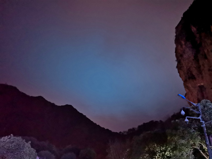 灵峰夜景图片