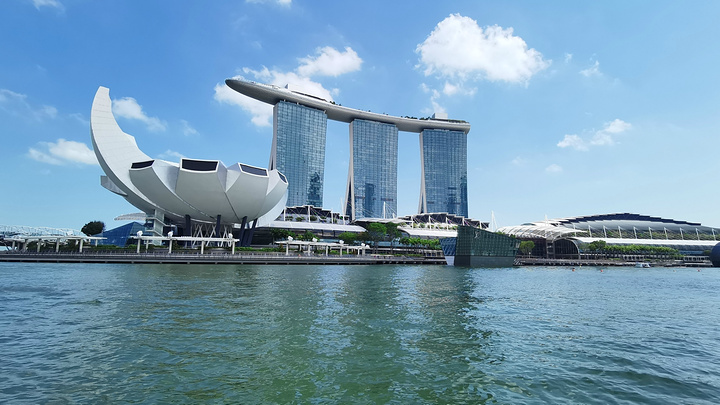 乘坐鸭子基本可以浏览到新加坡水陆各个著名景点,非常值得推荐