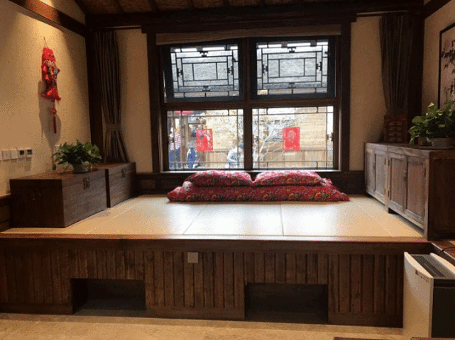家居起居室设计装修641_480吊顶用石膏板图片