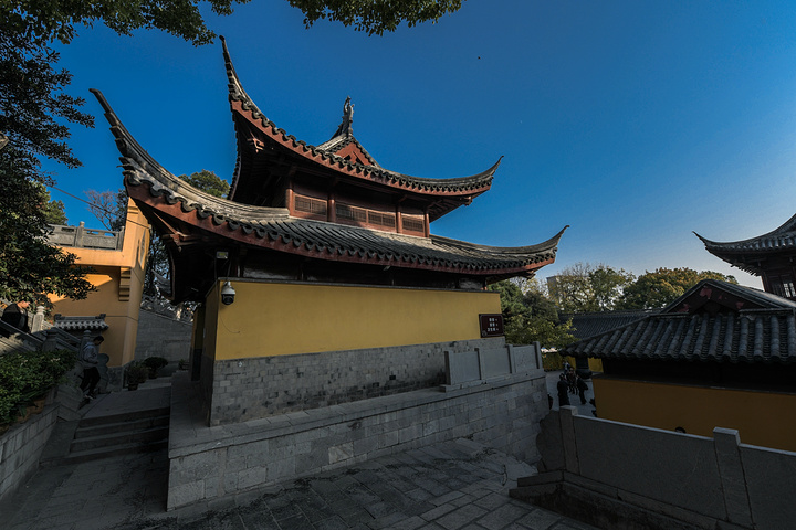鸡鸣寺-南京最古老的寺院