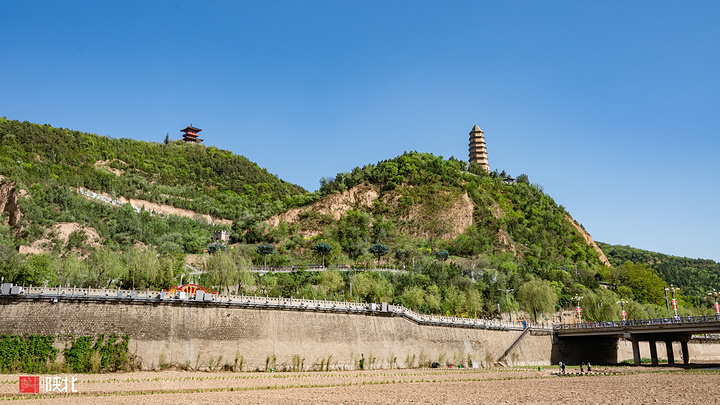 辛辛苦苦的起早,结束了四天 延安 自然风景,很满足主要参观清凉寺
