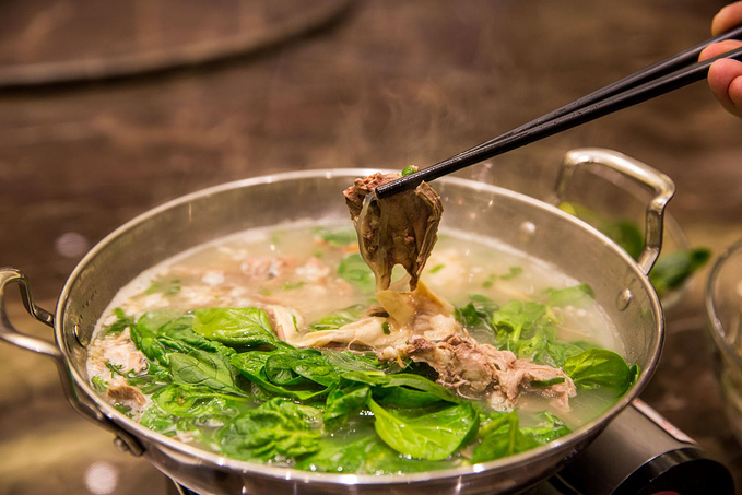 白汤羊肉锅