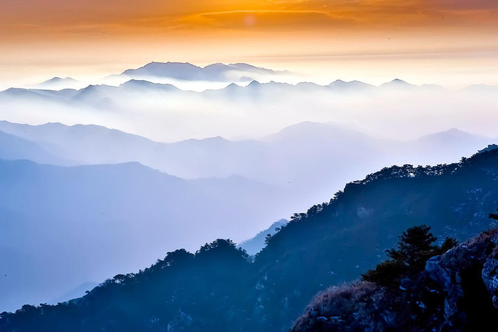 日出云海,媲美牛背山,是现实版的中国山水画,如果说牛背山壮阔的云海