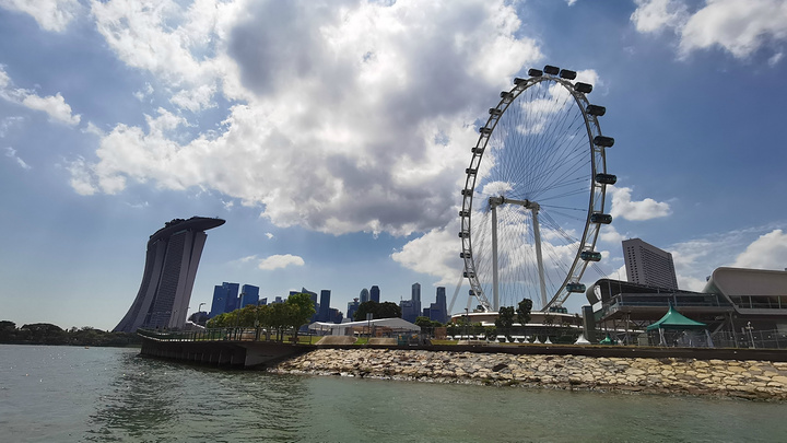 乘坐鸭子基本可以浏览到新加坡水陆各个著名景点,非常值得推荐