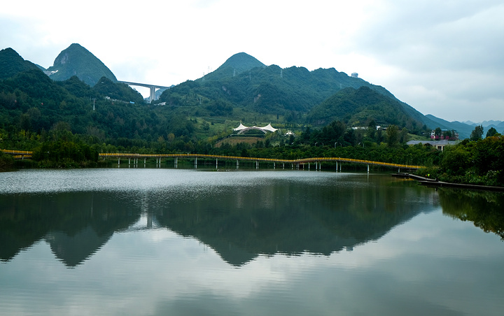 明湖国家湿地公园位于贵州省六盘水市钟山区明湖村,距市中心城区2