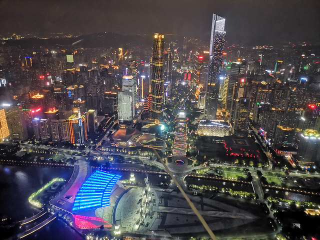 广州塔摩天轮一张门票298下了血本大剧院华为强大的夜景功能比我的小