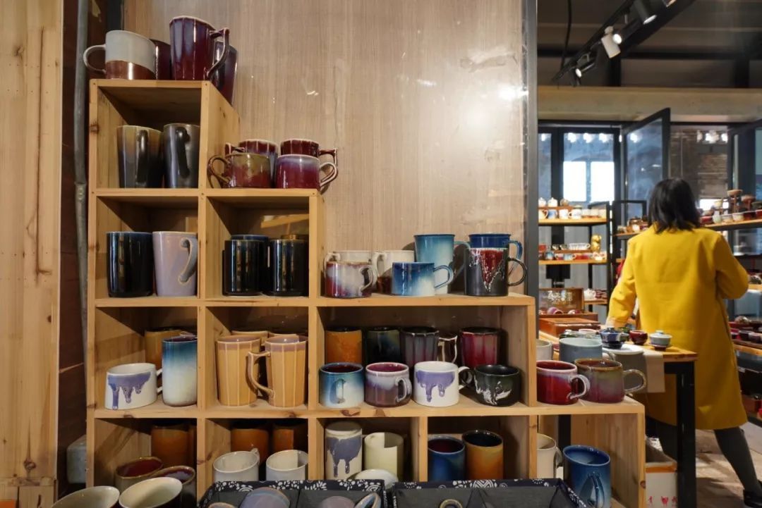 景德镇有个陶溪川，千年瓷都新地标