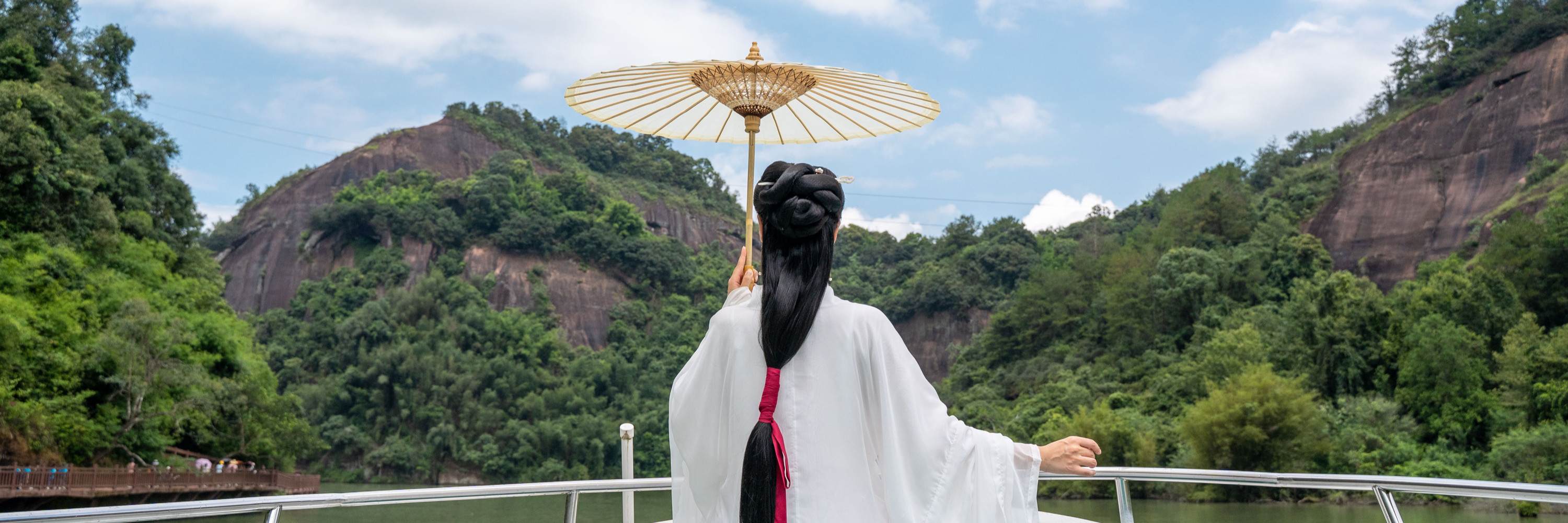 两天一夜韶关经典游，领略韶关山之崇峻，水之灵秀，楼之雄奇