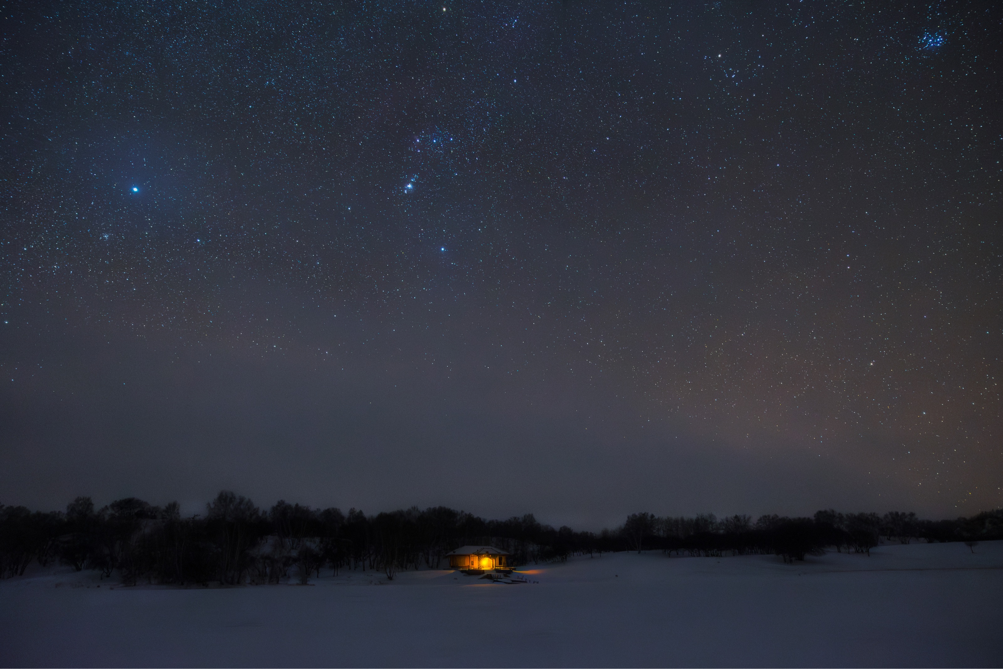 在乌兰布统，受了一次寒冷，拍了两场星空，看了三天雪景