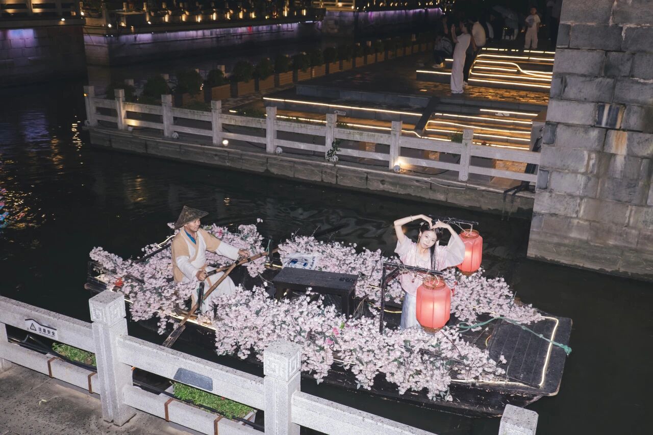 来水街，拥抱“绒”意~