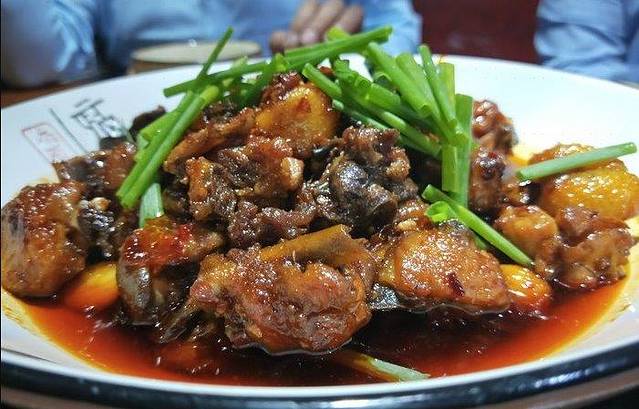 黄南武阳朗辣子鸡(温泉店)