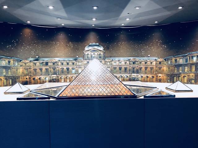 万事利丝绸(杭州大厦购物城南区店)