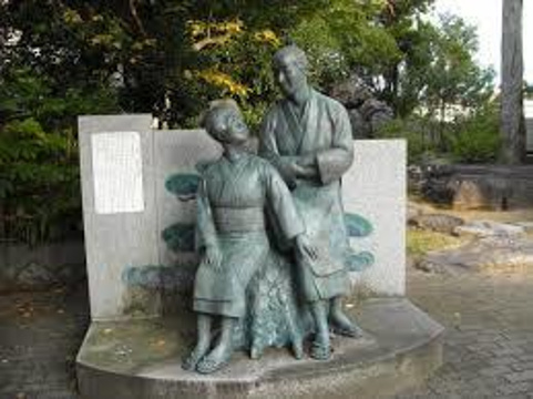 Omatsu Takamatsu Statue旅游景点图片