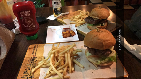 Jungle Burger and Grill