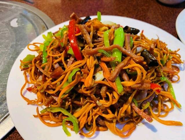 百姓家常藏味菜馆