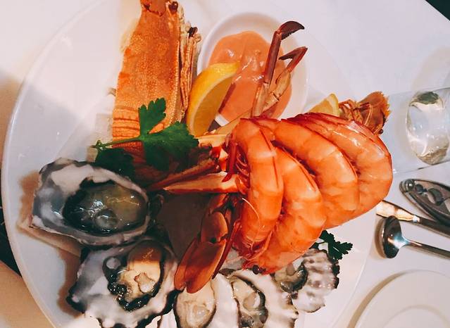 甘巴罗海鲜酒店