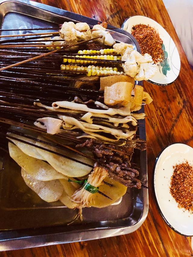 李老三油炸串串香(总店)