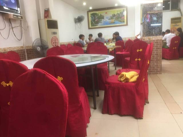 锋源猪肚鸡·宴会厅