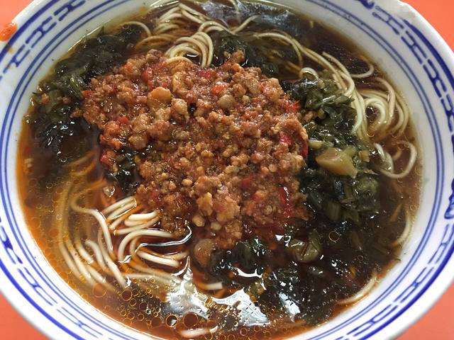 220辣肉面馆(松花江路店)