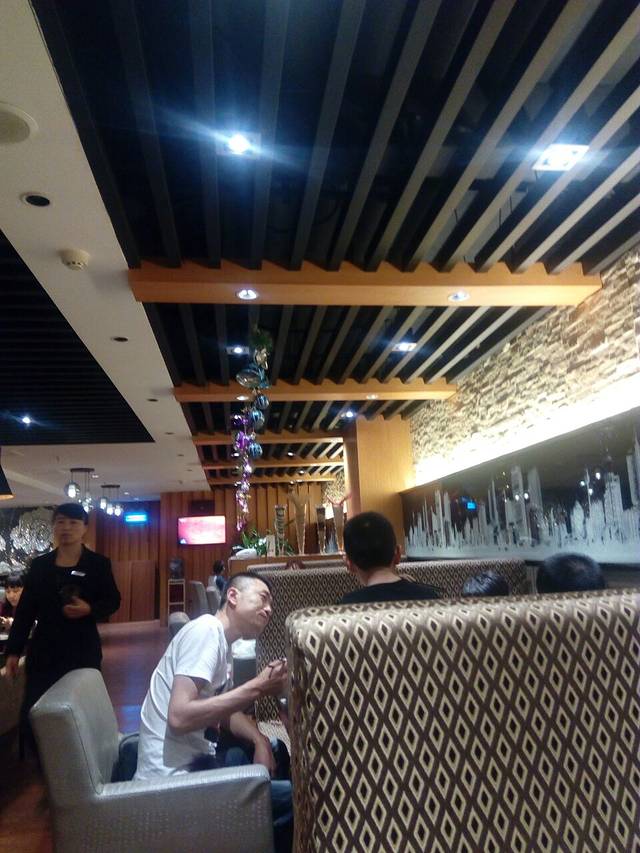 中悦私房菜(滨河新天地商业广场店)