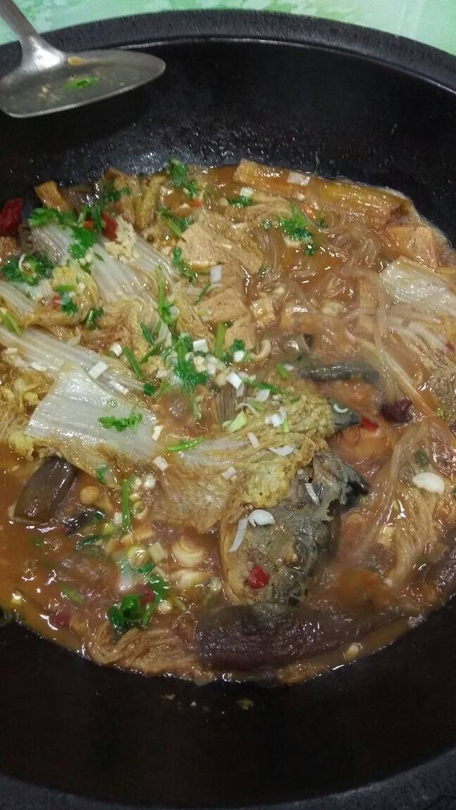 老渔翁笨锅炖(迎宾路总店)