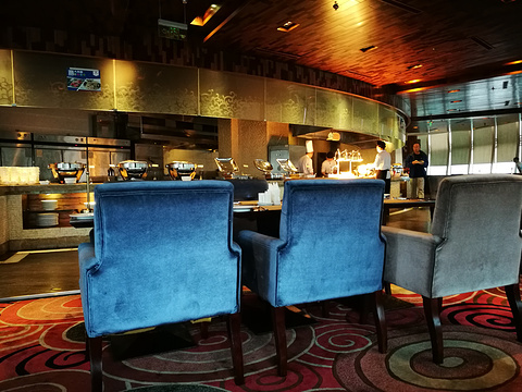 海外海皇冠大酒店海澜旋转餐厅的图片