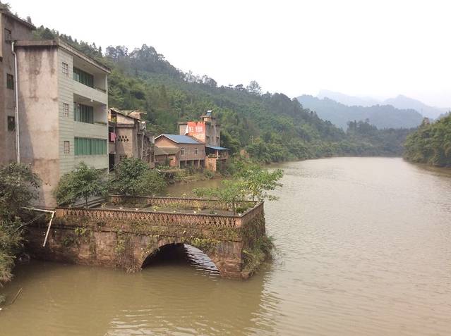 望鱼古镇