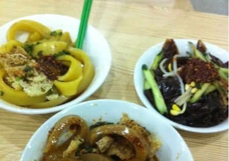 清真华德美食广场